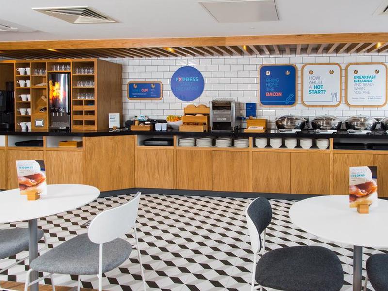 BD8C2D5B33B4164DC9B7D87E9F0E0DD6