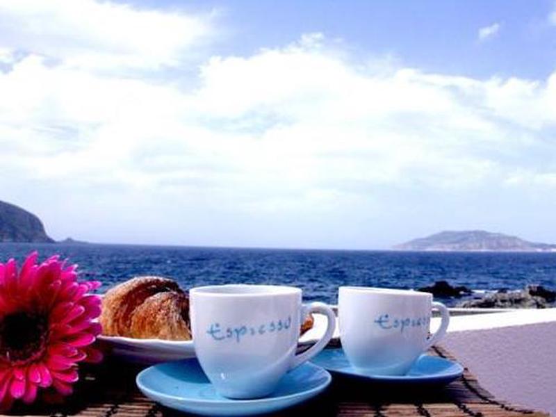 F5B2A1A2AAE968B76C3F6CAA281A9904