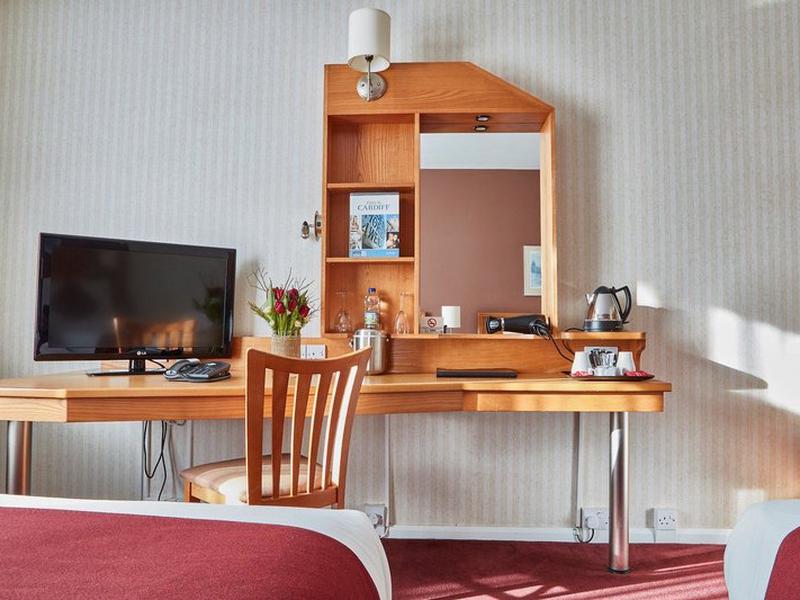 F23B734F3B349C4547E8C1726187C8DD