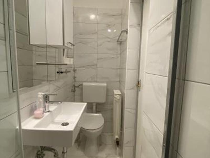 C1F83A28358F212F0CE1932C1DD8C4AB