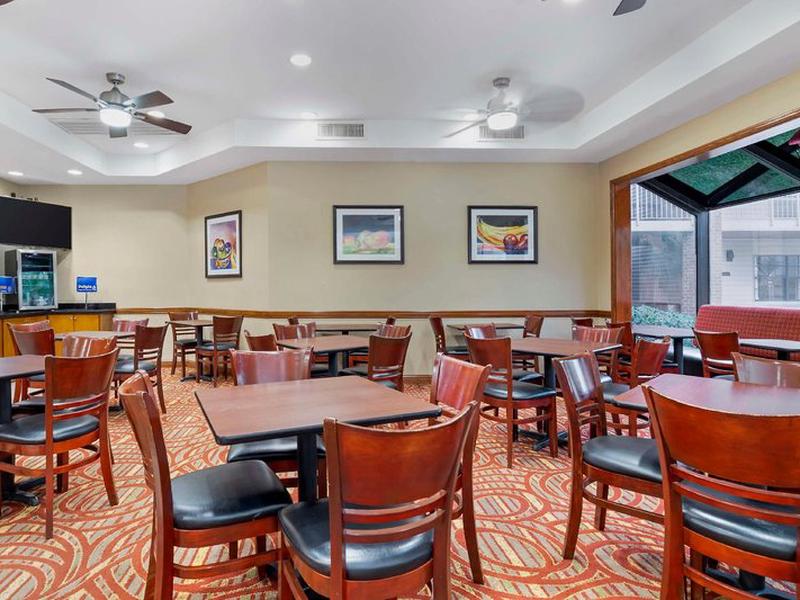 73368CE2A0E07AF355FD67D157B78A9F