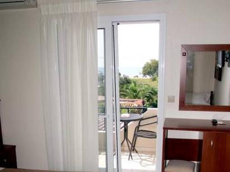 B6E3158F75374E67CD5C214EE11724E5