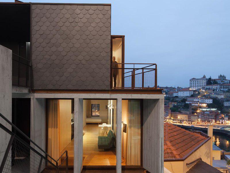 E96EE06FB4ED51FB7D80609E247EB7C1