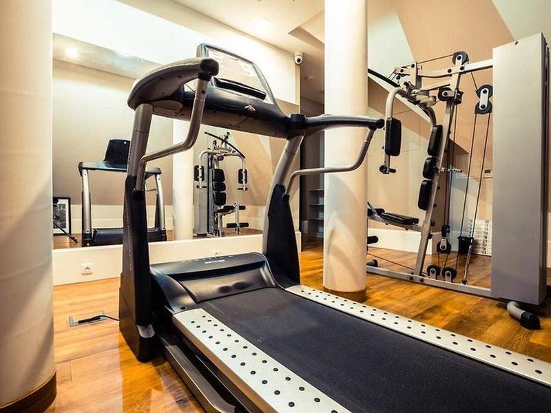 208731F2BCAAFB302531699CA5D28DDA