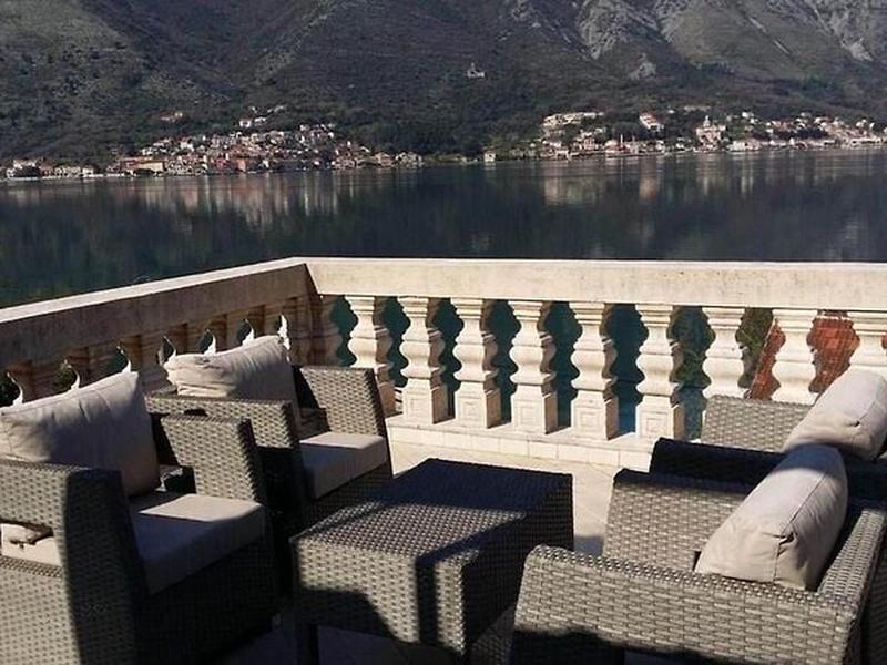 CE4162CDCABAB7D0E1F89340ECAA1E4D