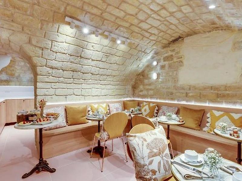 130F49B99714F547230E88B2D3BE3C7E