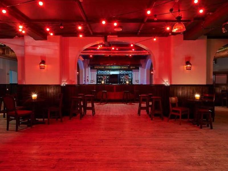 C5FCAF4BAA9390A7D7ABB2C0D8595062