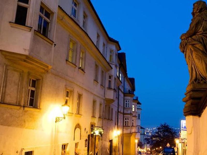 DF39AD5FEF3FBD213A7C89F6DDB755C9