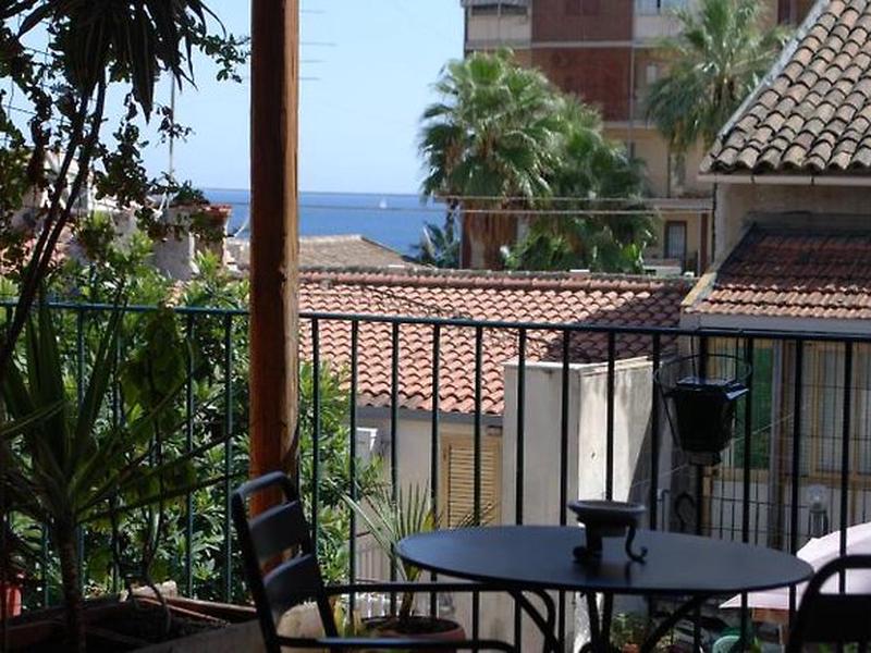 28E1019CD6A092278519B2AAFF248891