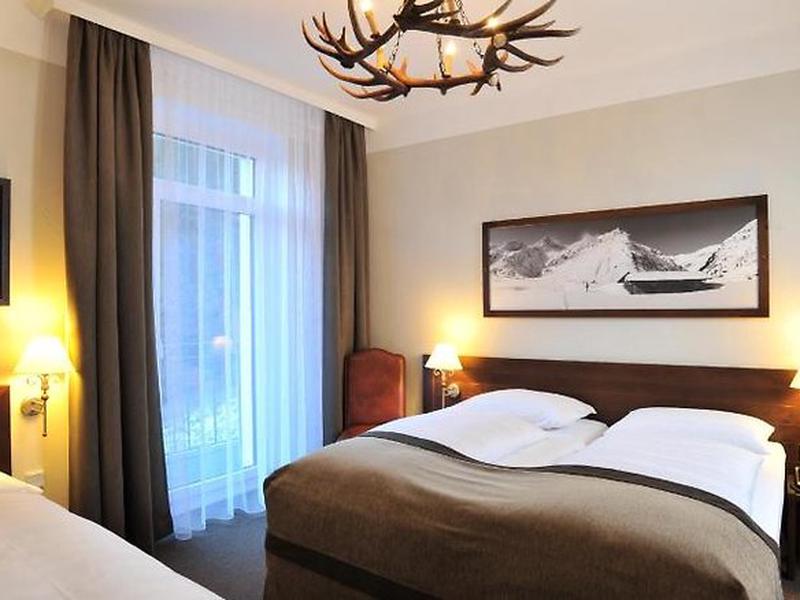 F73DD7D453EE43A76D77DCA4B3FBEE5A