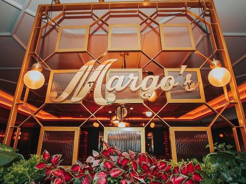 389437C190A14F44F0934AD22985894D