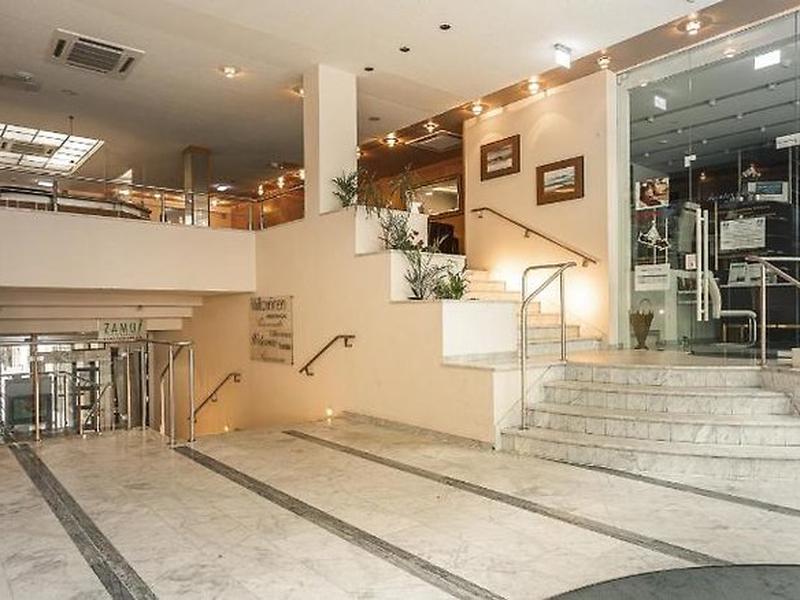 24675833F81EF93E7A98156CA6870A42