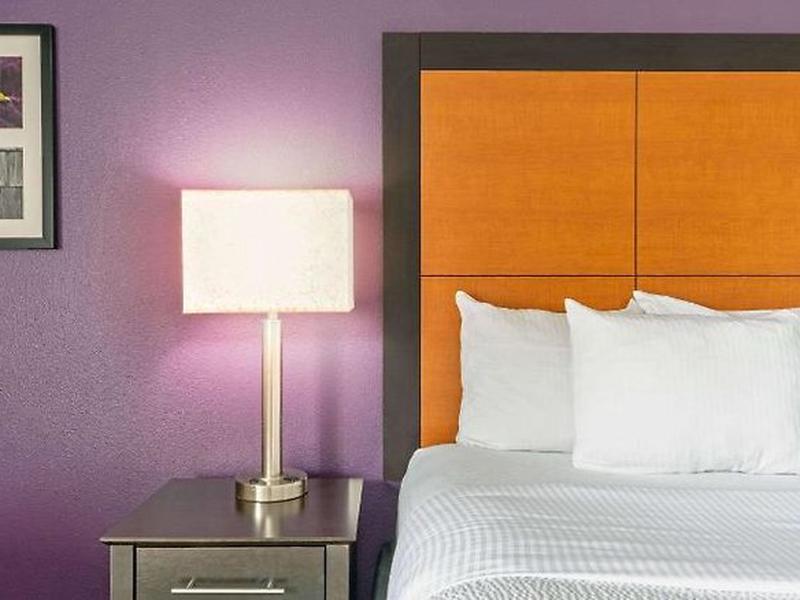 A8892C2836A7287A94652D59A404E368