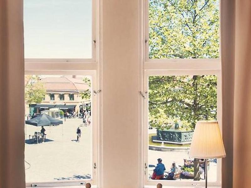 95D024AE4A0D4B68FDB7C1D37BBA063E