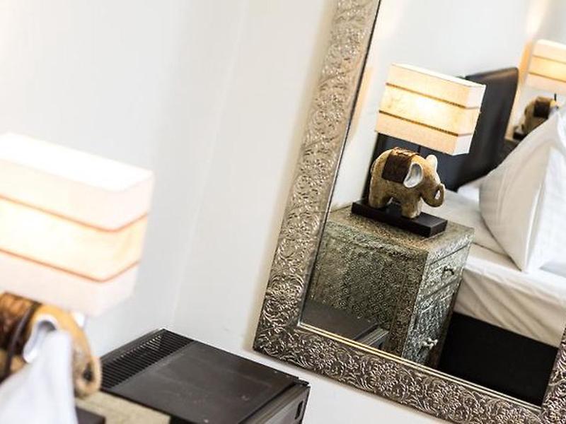 21DEB5704F1ED1F60F7A5B36F5FA0892