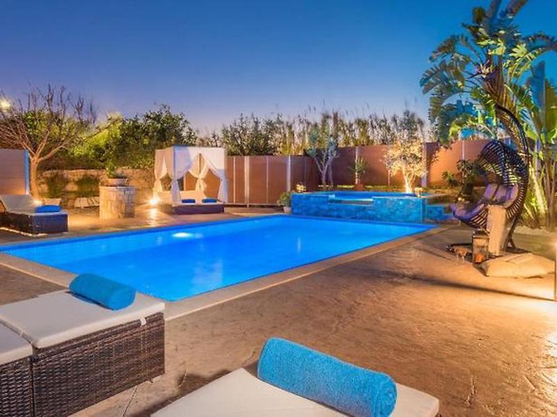 7E6C17EE5693A0CFDEA9F206F389EADD