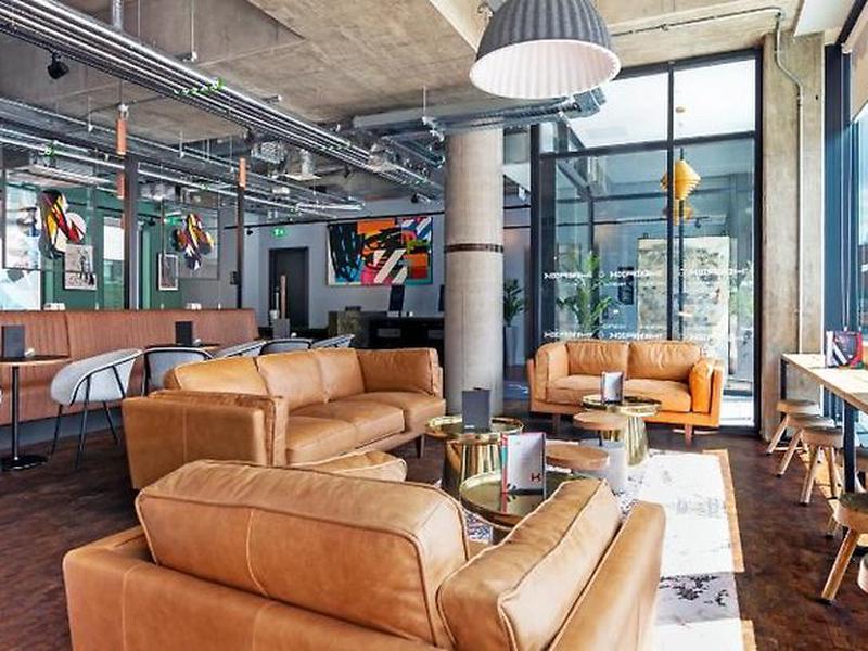 DDF111A2B6A3804F3D4BDB8287603E2A