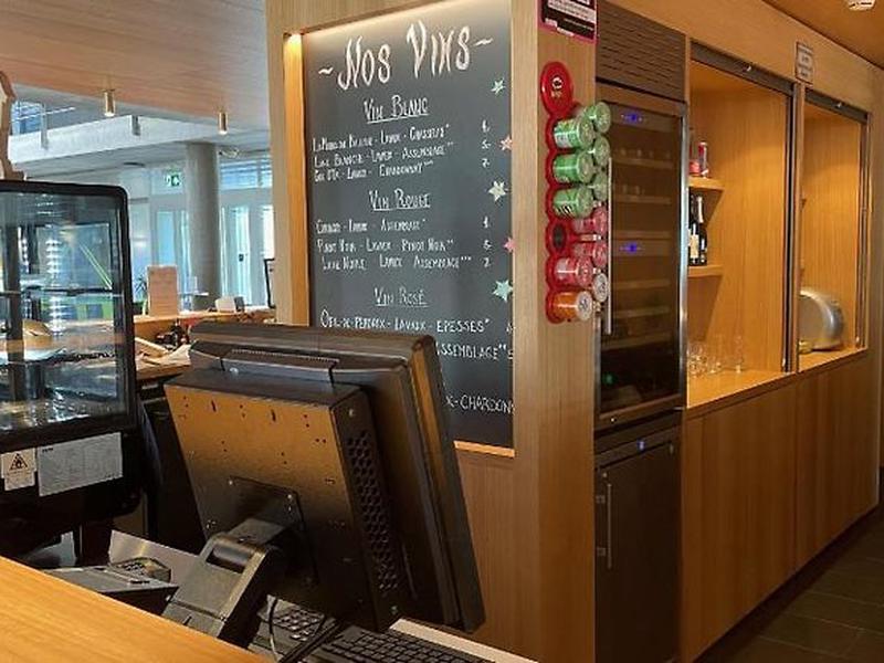 7FBA93E042E214AD816193E6DF758F3F