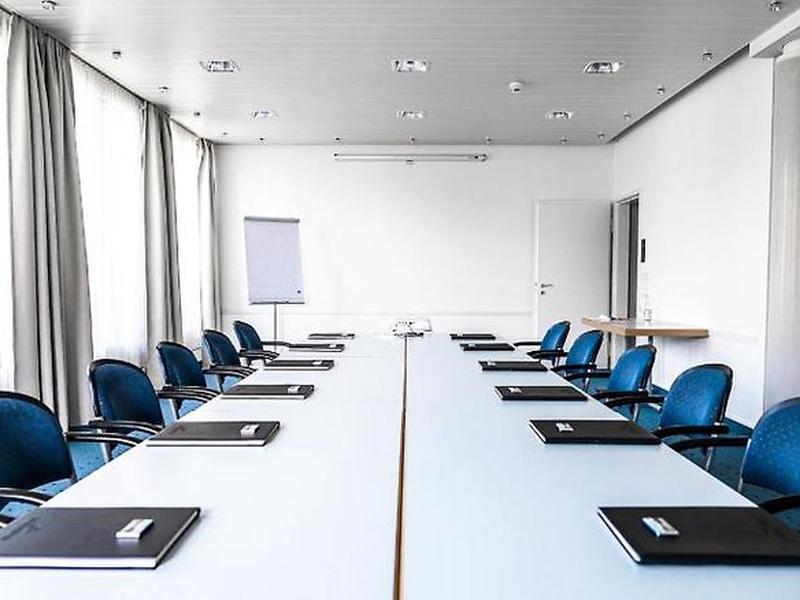 140781595099F9D9F6FD971105C4F538