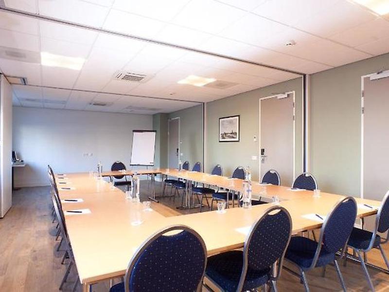 3F3B4199A269C733422BAB37D929560B