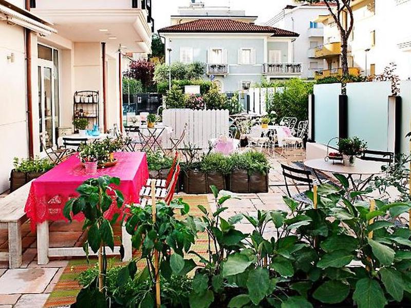 DFC88440514941894D37EFDC7AFE8A4D