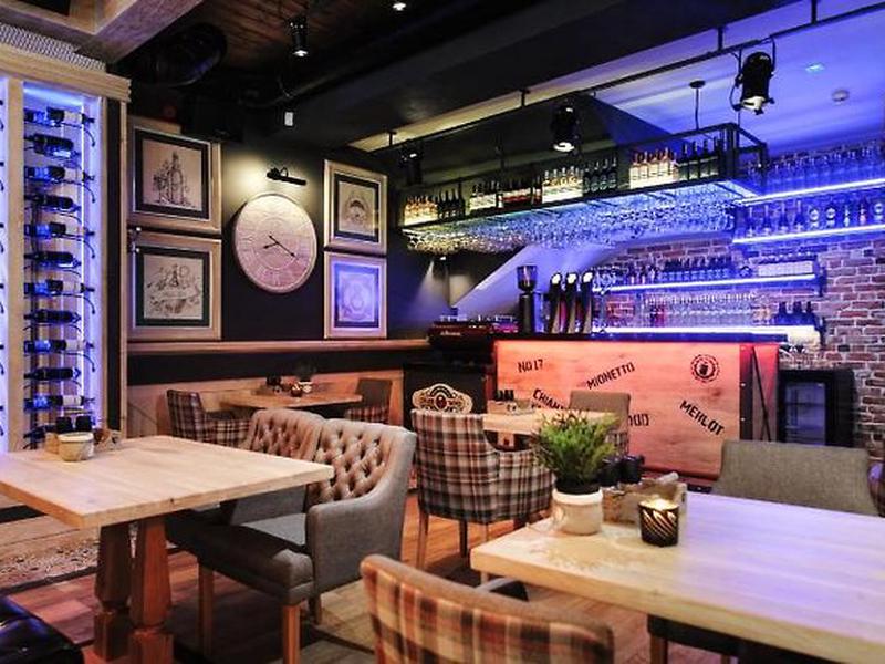 DC88616A712E2D95C9D56B887C4818E7