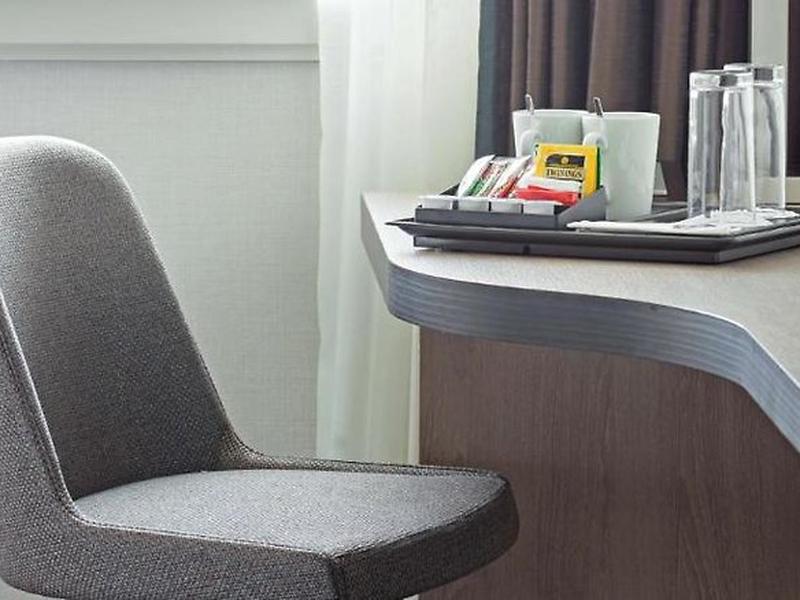 77F5EE304BB4917EC98FB7513432D2BF