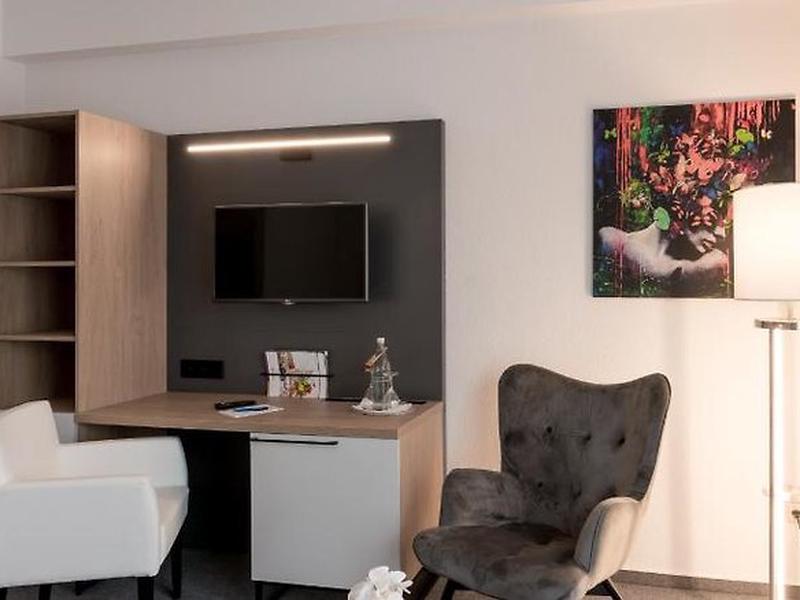 6C401158EA00C2035A02C04DF8122E23