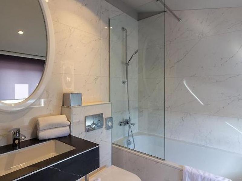 8B58954AB7078D5541603F041B00E56F