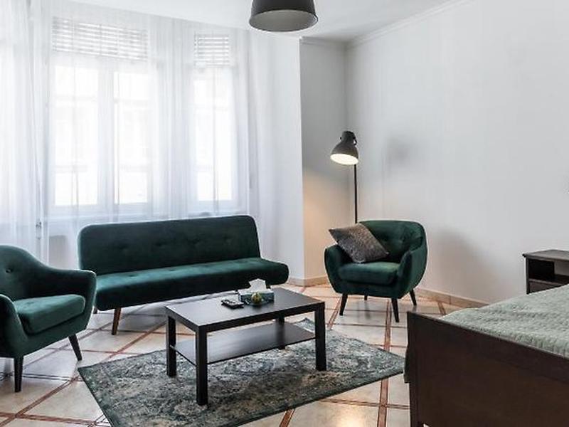 7A57541BB024F3DDFD6D16DB7BADDB88