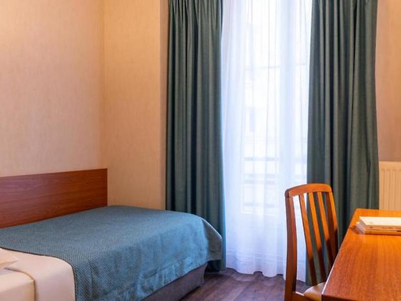 01D25EBFF74D3FE8C2F7E63DDC05338D