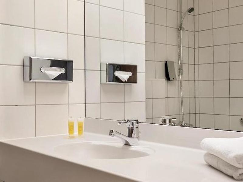 EFF14B81467D570557FF0082909087F5