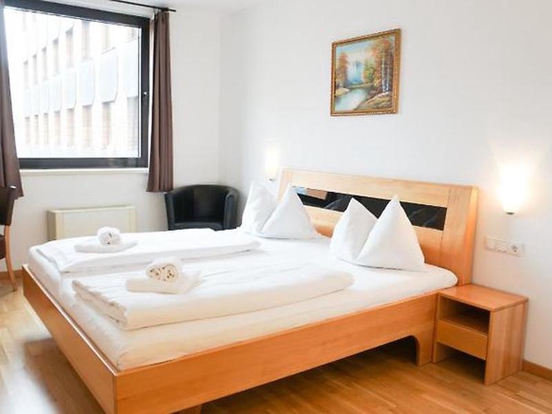 0B555D80AC0ABB27433F879656673414