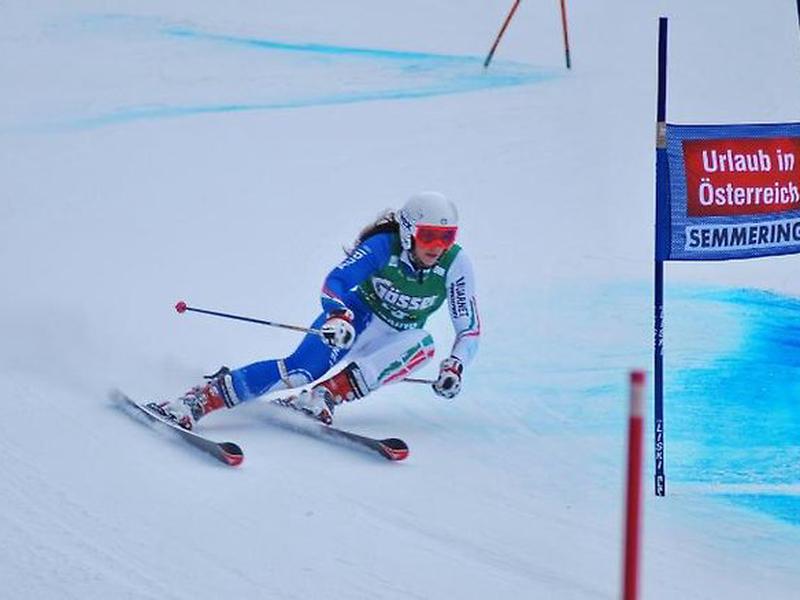 D6ED7C9F6F685068E9400EF8F04E384A