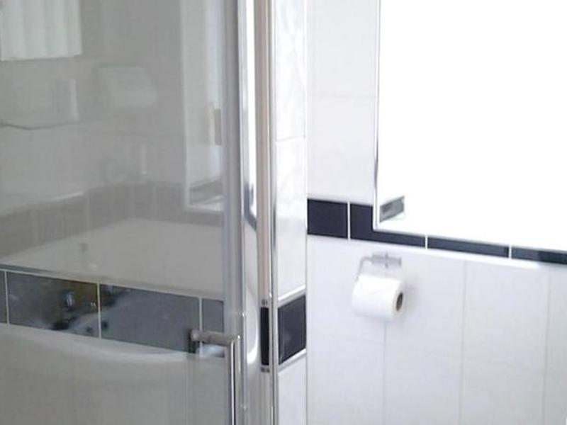 260D556CCE5900BD30E0C0D95D1D16D2