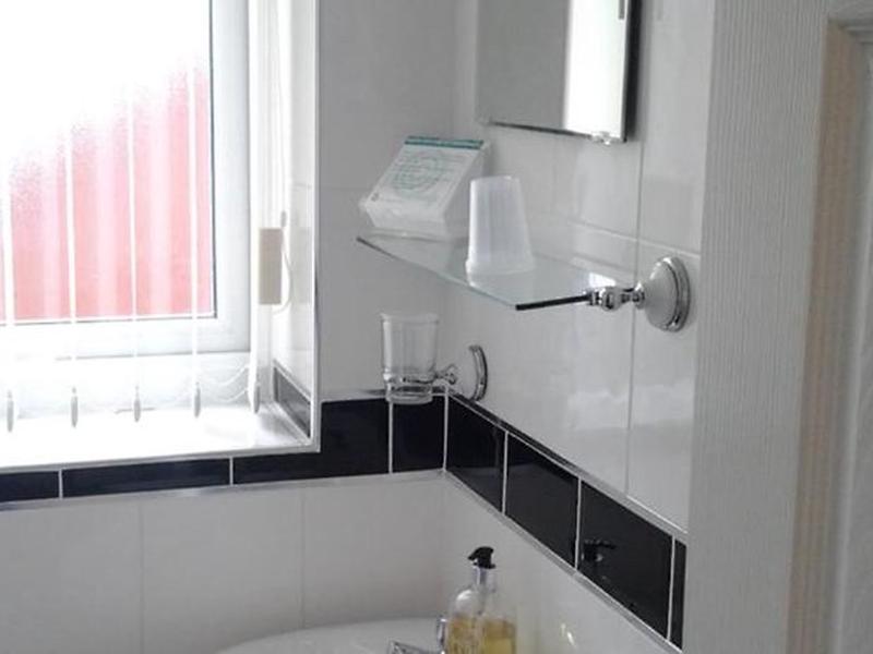 DBA221AAB55E5C0CBA20CBFA4022718D