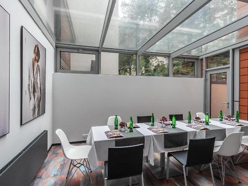 F8F682EB912B2C53CF864DBAD4B43D10