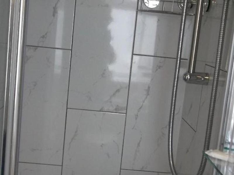 5AFEF3E9CD868E25DF7A466E6E6FC1A6