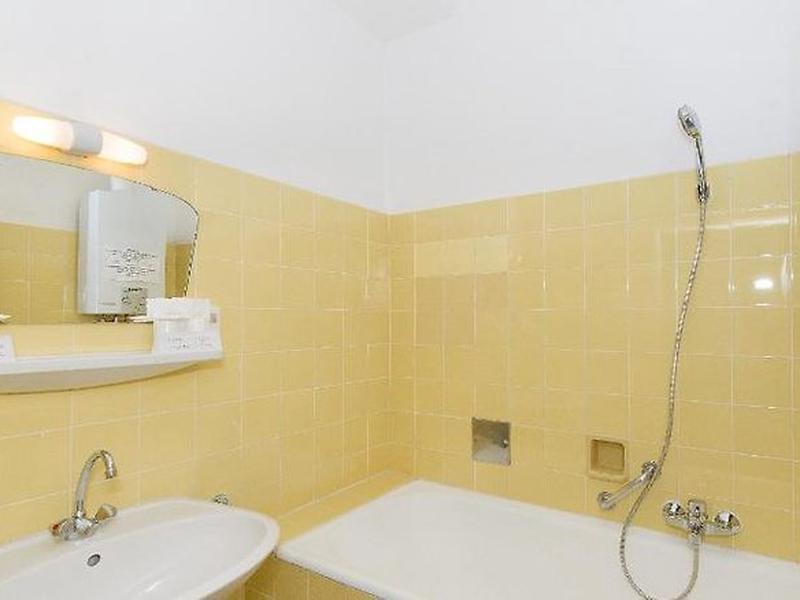 1F211149B306458C45355FA7B678D070