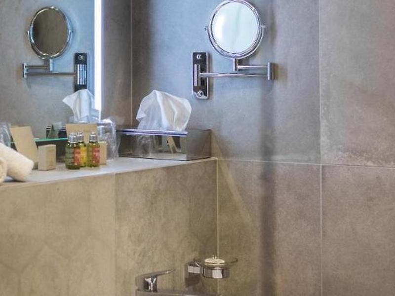 46CF67C7DC8F39AF2A2AC84FAD3E41B6