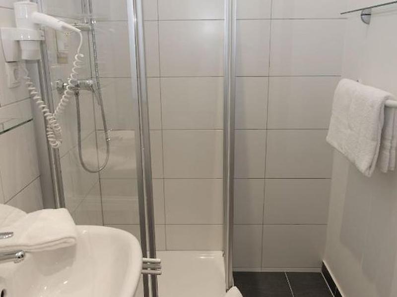 46066F18EA8C395DDD25A5E4F90AD97D