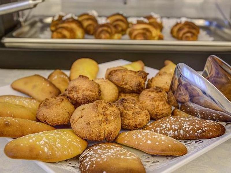 7F3D2F8DEF7B4850D37D881B33AAF351