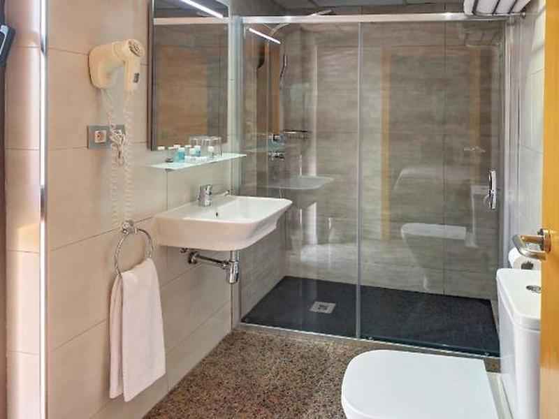 754ED7ABE3F5B23ED7D2A9C5D3E7595B