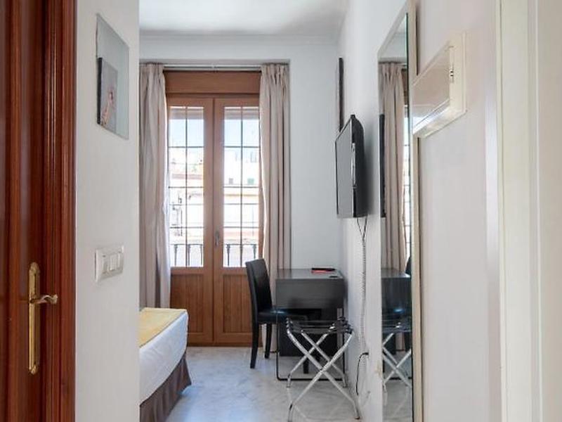 419F4B243FC553E4932E0D11D7AF9B29