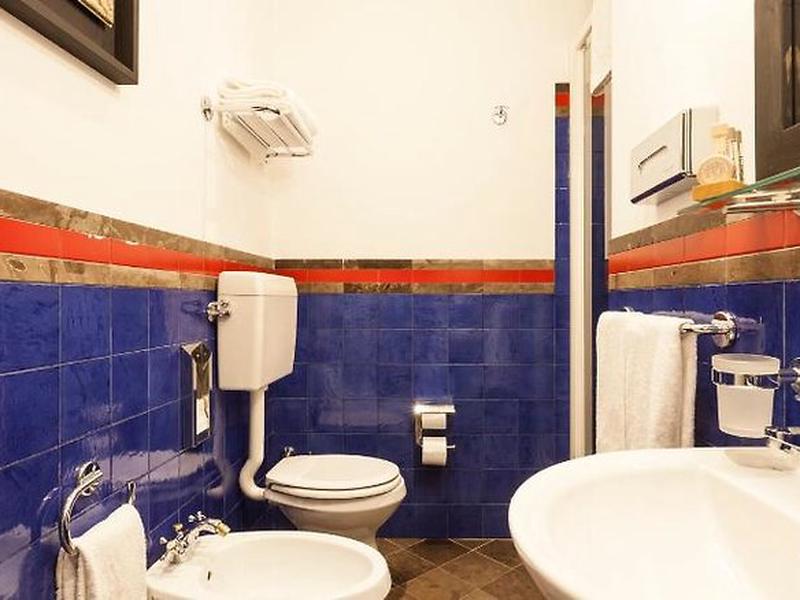 008EC6CC4645B2A96FCD106F51DA7E84