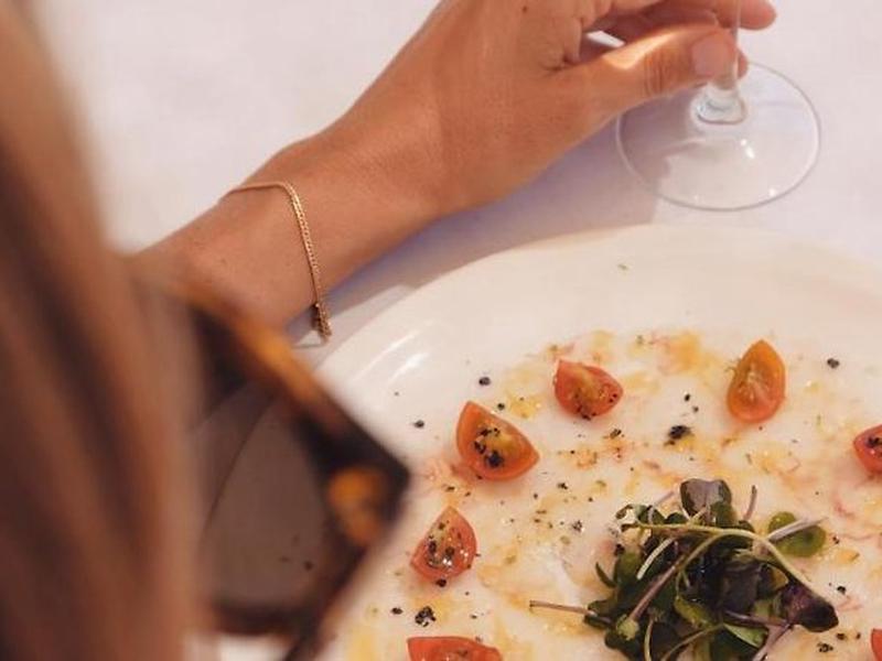 64BCB3E0FF87E04BBB6E58A69985C558