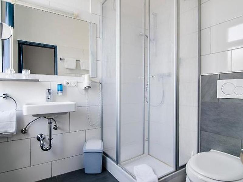 B58825F1705FC211CFE6C07088B9232A