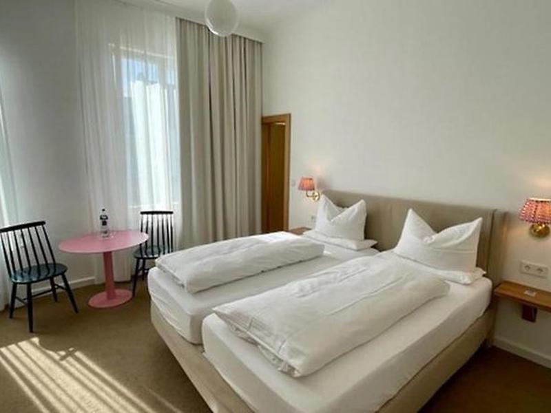 825E010113E61663B9A6DACCA38C2188