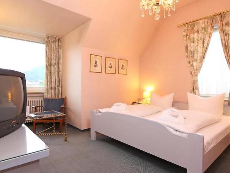 0EBDC9E39C1F76512755CC8DA829CEF4