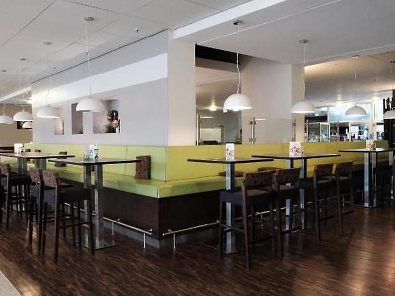 240D739BA8290C893C6FABDC7F49AE5B